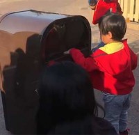 上海垃圾桶開口說話談環(huán)保，科技推動社會進(jìn)步