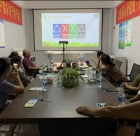 園林街道示范小區開展垃圾分類督導員培訓會