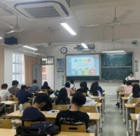 垃圾分類知識(shí)普法主題班會(huì)