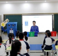 南城城管分局走進南城陽光四小開展垃圾分類宣傳活動