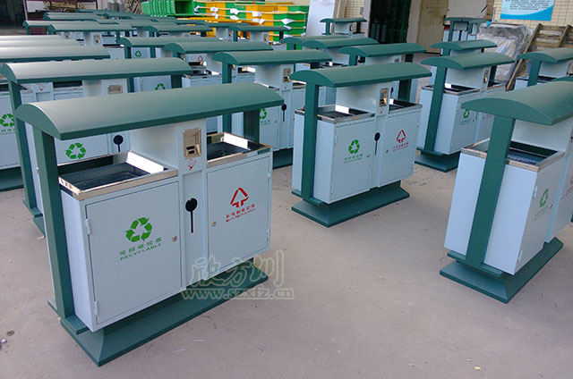 市政分類(lèi)鋼制垃圾桶